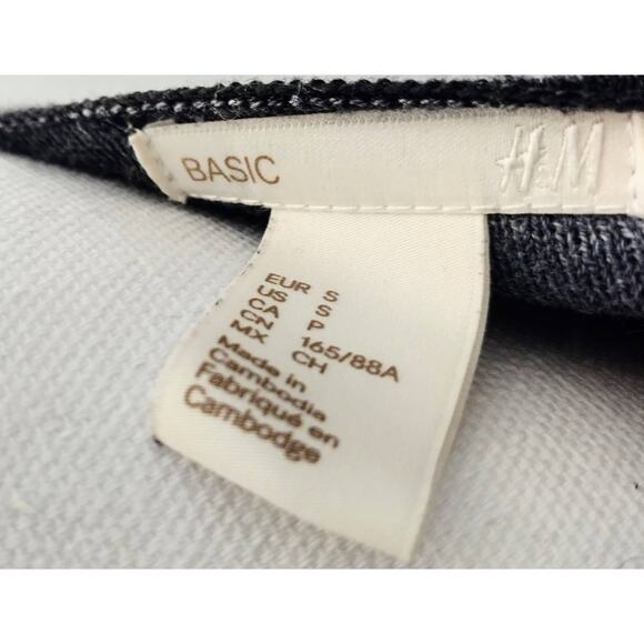 H&M Basic Gray Knit Wool Blend Long Sleeves Sweater (OUT OF STOCK AT STORE) - Picture 5 of 5